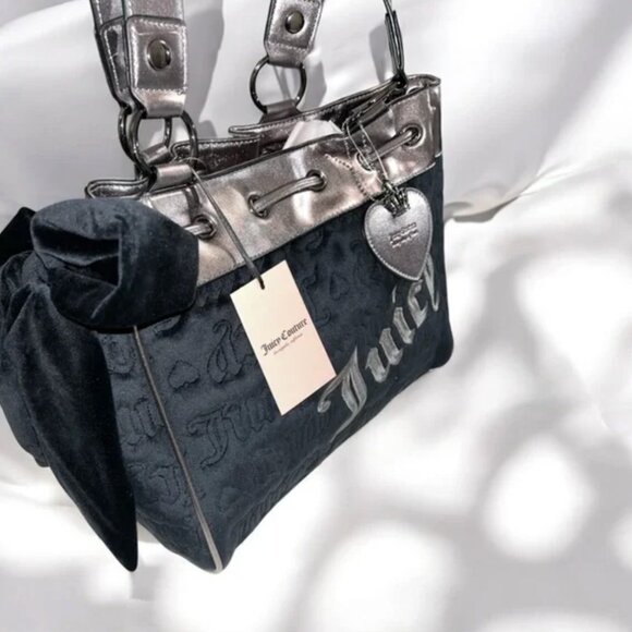 Juicy Couture Vintage Dreams Tote Handbag Black and Gunmetal Tik Tok Viral NWT - Picture 3 of 5